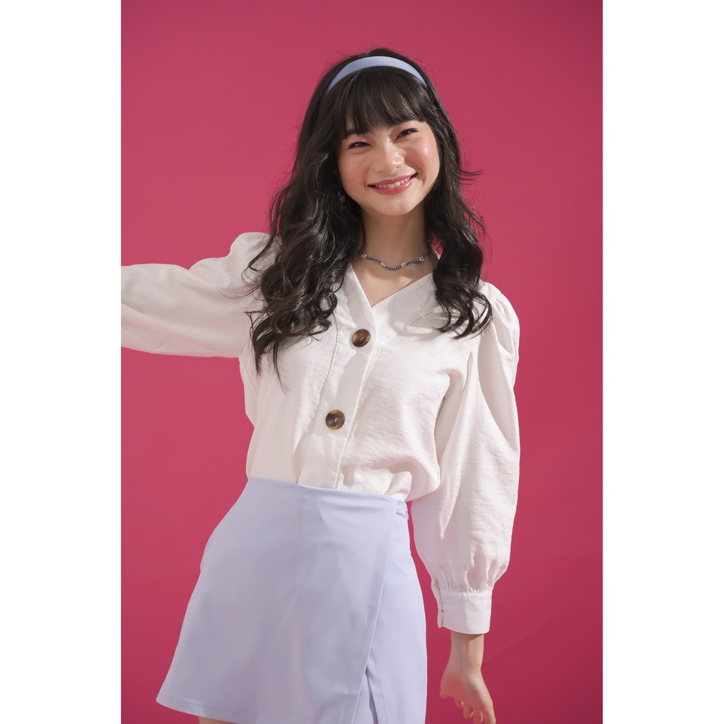 [ Miều ] Áo kiểu cổ tim cúc Aki Top