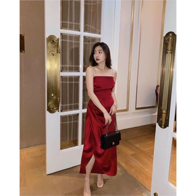 Đầm Phi lụa xẻ đùi nhíu hông 2 dây đính nút ngọc