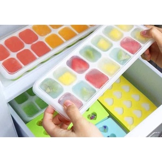 KHAY LÀM ĐÁ SILICON CÓ NẮP ĐẬY