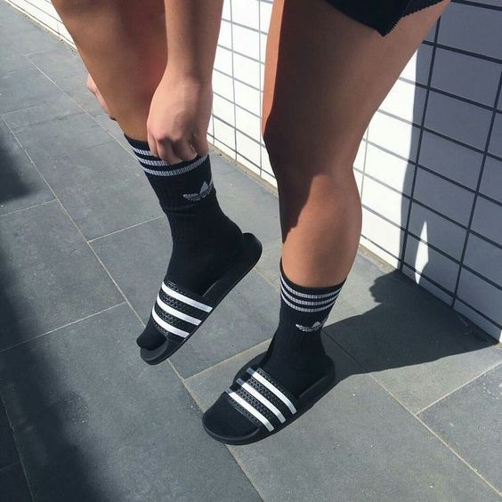 Tất Dệt Kim Cao Cấp, Tất Adidas 3 sọc cổ 19cm, hàng Unisex, phong cách thể thao - Đen