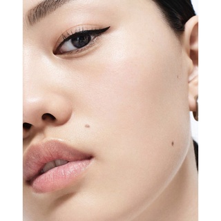 Bút kẻ mắt Glossier Pro Tip Eyeliner