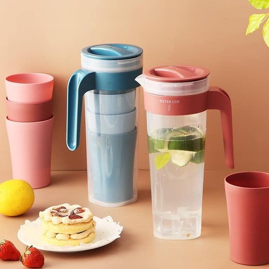 Bình nước 1L kèm 4 cốc nhựa PP cao cấp