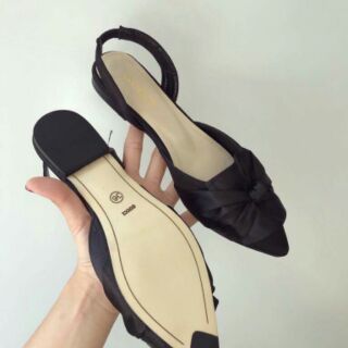 Giày bệt lụa satin sang chảnh