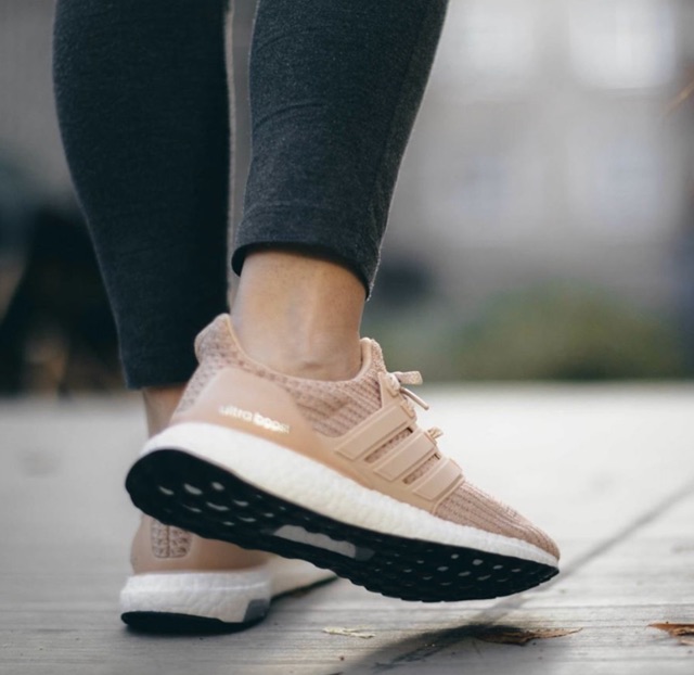 GIÀY THỂ THAO ULTRA BOOST 4.0 HỒNG. SIÊU ĐẸP