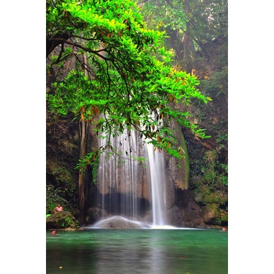 Tranh dán tường phong cảnh thác nước chảy khiến người xem phải trầm trồ thán phục về khung cảnh thiên nhiên tuyệt đẹp