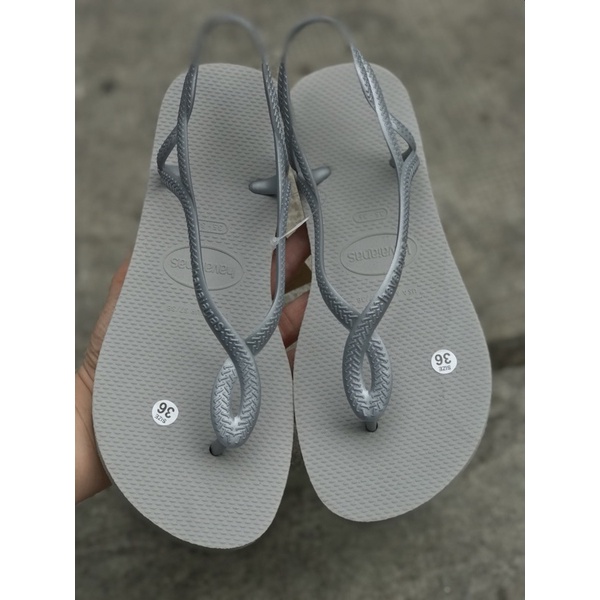 Giày Sandanl dành cho nữ