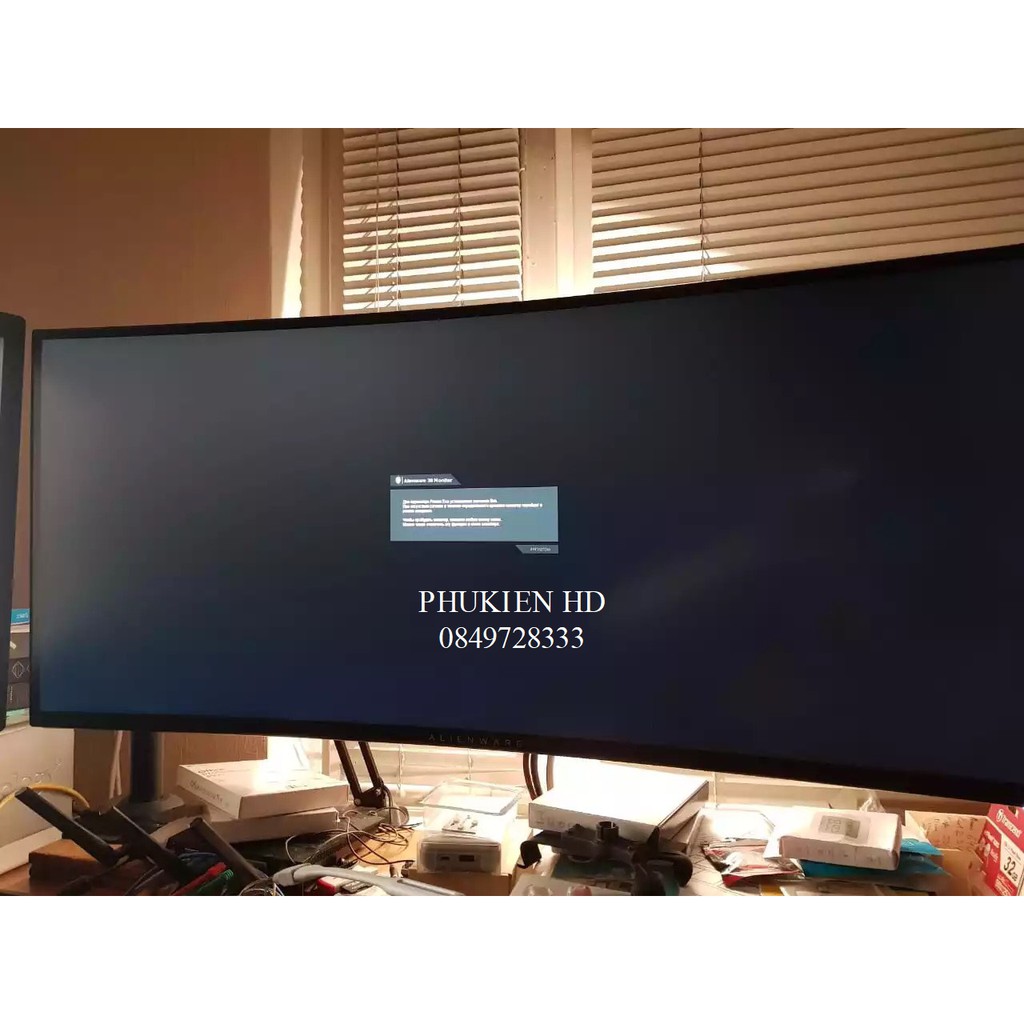 Giá treo màn hình 22 - 35 inch nb h100