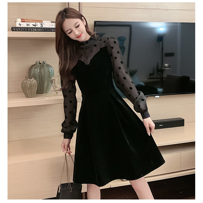 Váy cho con bú, chất liệu nhung phối tay sang chảnh