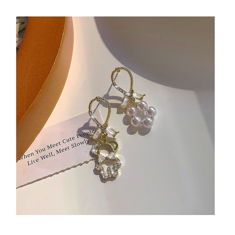 Khuyên Tai Đính Ngọc Trai Thiết Kế Đơn Giản Thanh Lịch