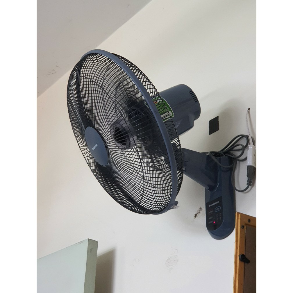 Quạt treo tường Panasonic F409MB /F409MG