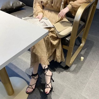 Sandal nữ cao gót buộc dây
