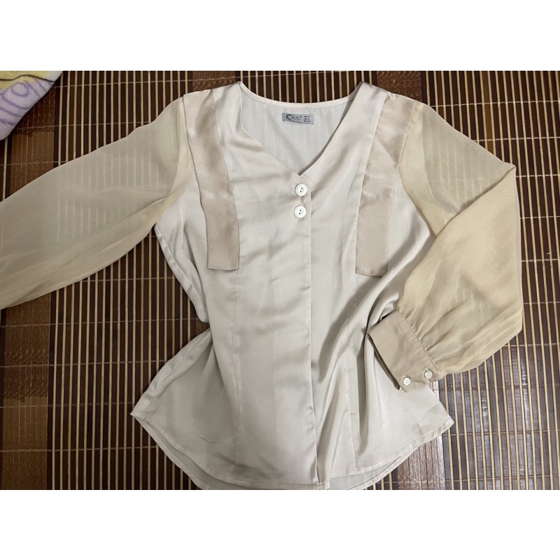 Sơ mi lụa Cchat size M