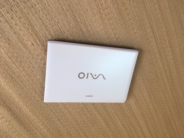 Laptop UFO Sony sve14 i5 trắng đẹp thời trang văn phòng | BigBuy360 - bigbuy360.vn