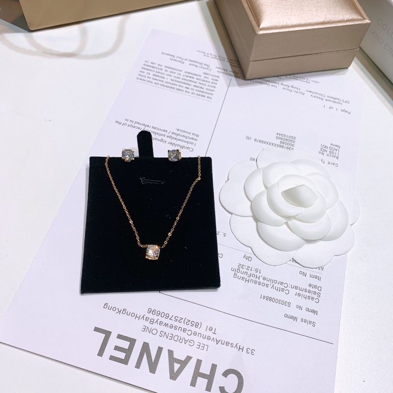 Bộ trang sức bằng titan cho nữ phong cách đơn giản