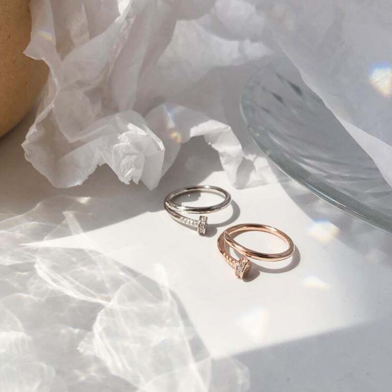 Nhẫn đeo ngón tay đính đá thời trang cho nữ