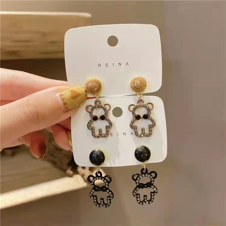 Bông Tai Hình Chú Gấu Nhỏ Dễ Thương Thời Trang Thu Đông 2022 Cho Nữ