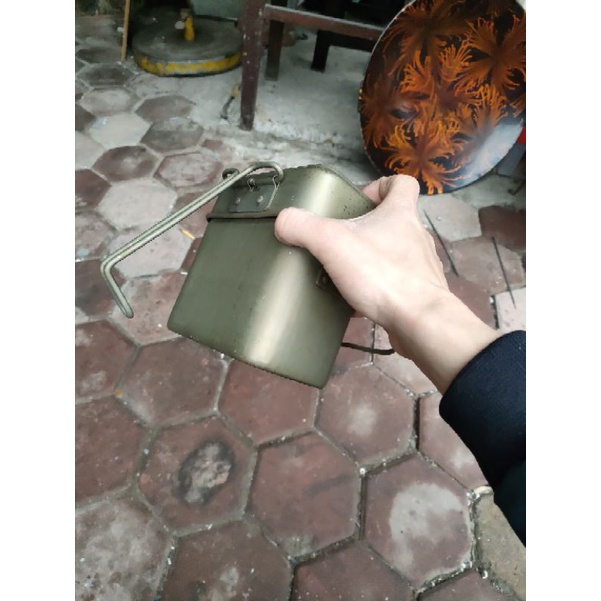 Cặp lồng nhôm