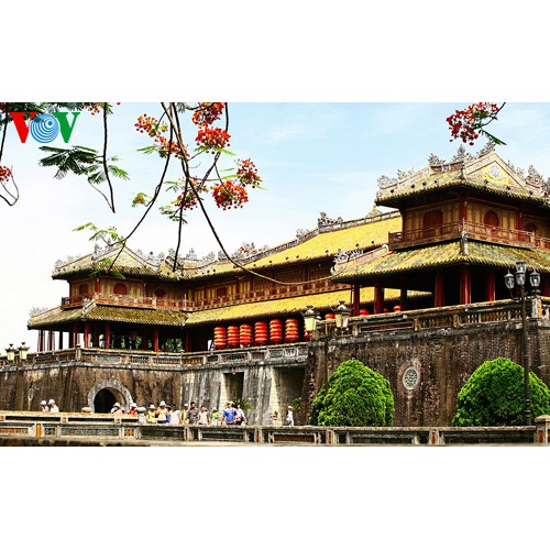 Minh Mạng Thang Tôn Thất Thống chính hãng .