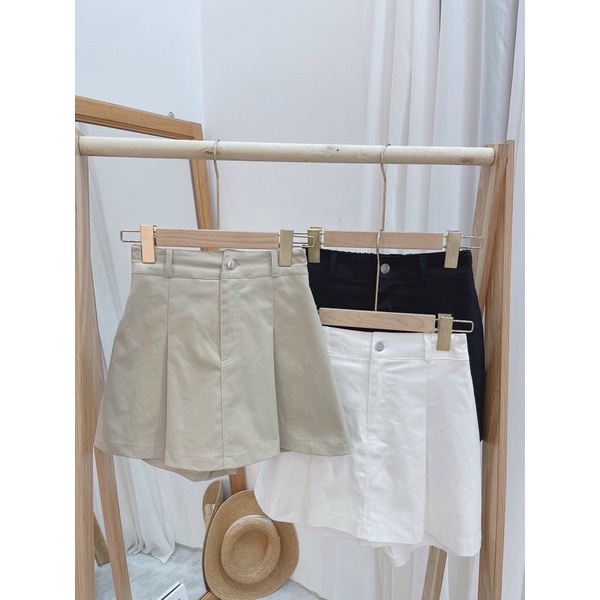 Quần kaki giả váy, 2 lớp 2 màu trắng đen, kiểu xếp ly (ảnh trải sàn SHE chụp cận chất) | BigBuy360 - bigbuy360.vn