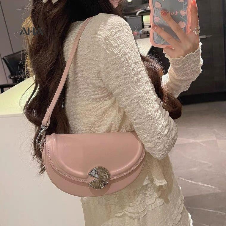 Túi xách AHA official cao cấp phối dây xích sang trọng cho nữ