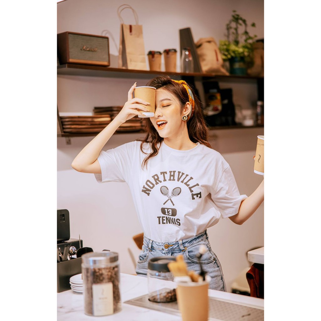 Áo thun nữ T-shirt hình tennis CCHAT