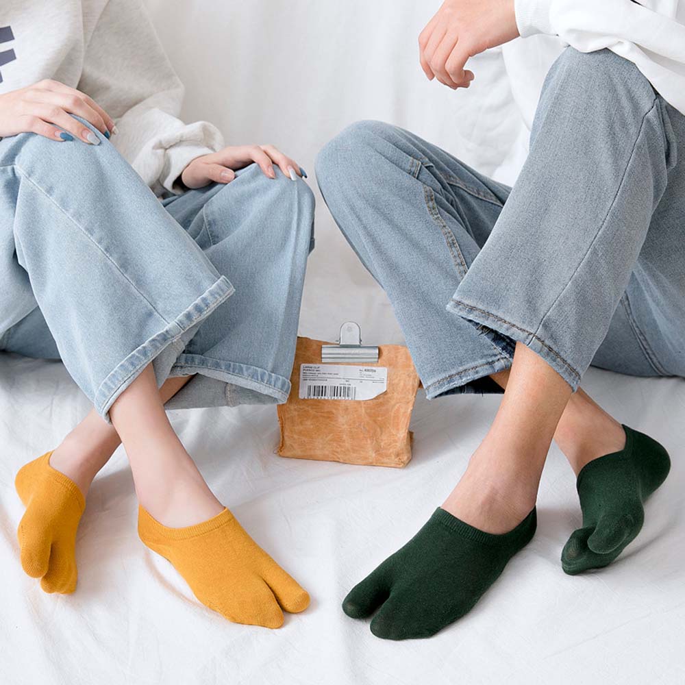 Tất cotton xỏ ngón mềm thông thoáng màu trơn thời trang Nhật cho nam nữ