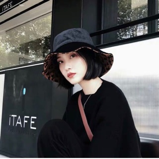 Mũ hoạ tiết da beo đội được 2 mặt