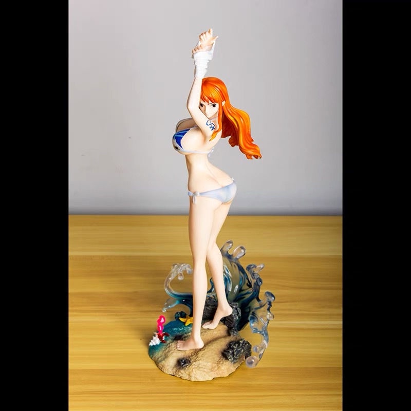 Mô Hình Nhân Vật Nami Mặc Đồ Bơi Trong Phim One Piece