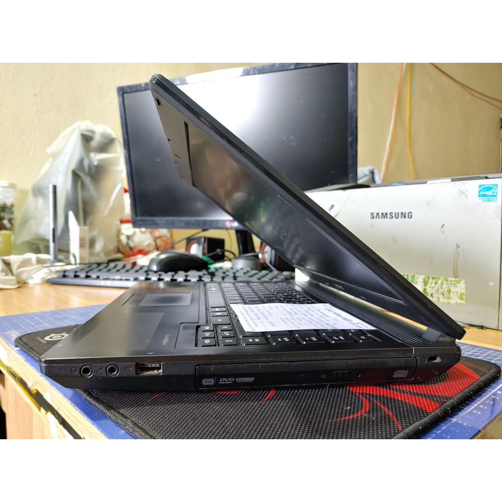 Laptop cũ acer travelmate 4750 màn led 14inch/core i3 gen 2/ram 4G/ SSD 120G windows 10 64bit