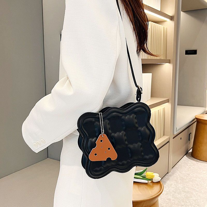 Túi Đeo Chéo Hình Vuông Nhỏ Xinh Thời Trang Mùa Thu 2022 Cho Bạn Gái