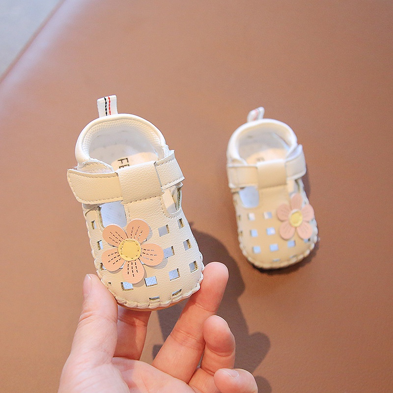 Giày tập đi cho bé gái búp bê da mềm Bunny Store, dép tập đi phù hợp cho bé sơ sinh từ 6 tháng đến 1,5 tuổi đế mềm GTD09
