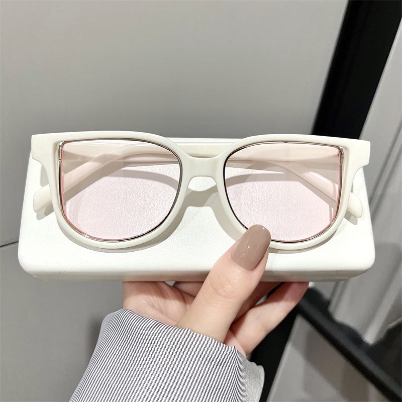 Kính Mát Gọng Vuông Phong Cách Retro Thời Trang