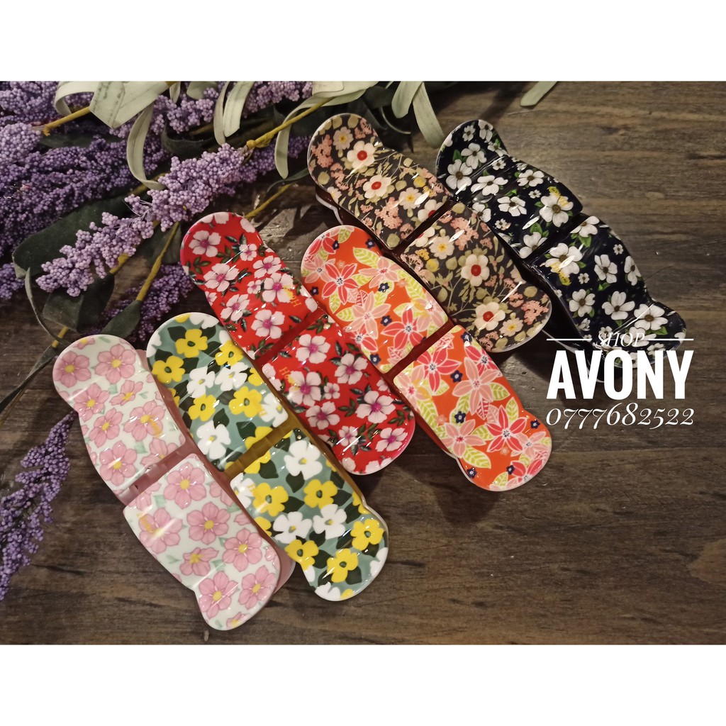 Kẹp tóc càng cua 3 - 5 răng Honey in hoa râm bụt, hoa sắc màu