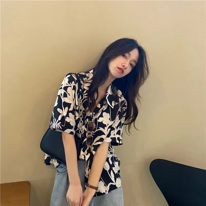 Áo Sơ Mi Ngắn Tay In Họa Tiết Hoa Phong Cách retro Dành Cho Nữ