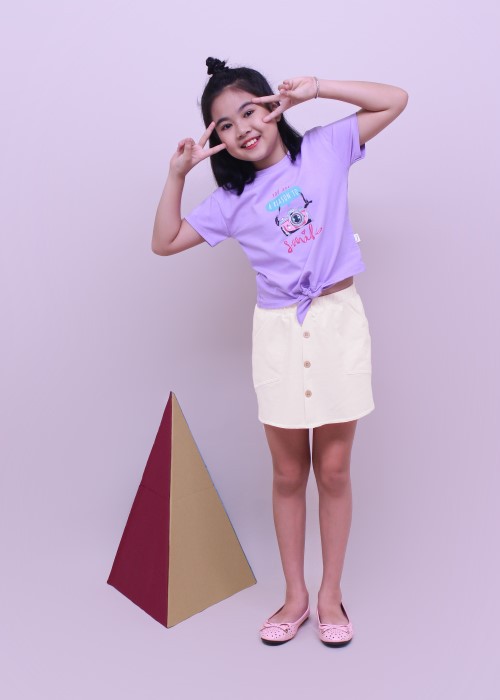 Chân váy bé gái thời trang Jadiny nút gỗ màu trắng