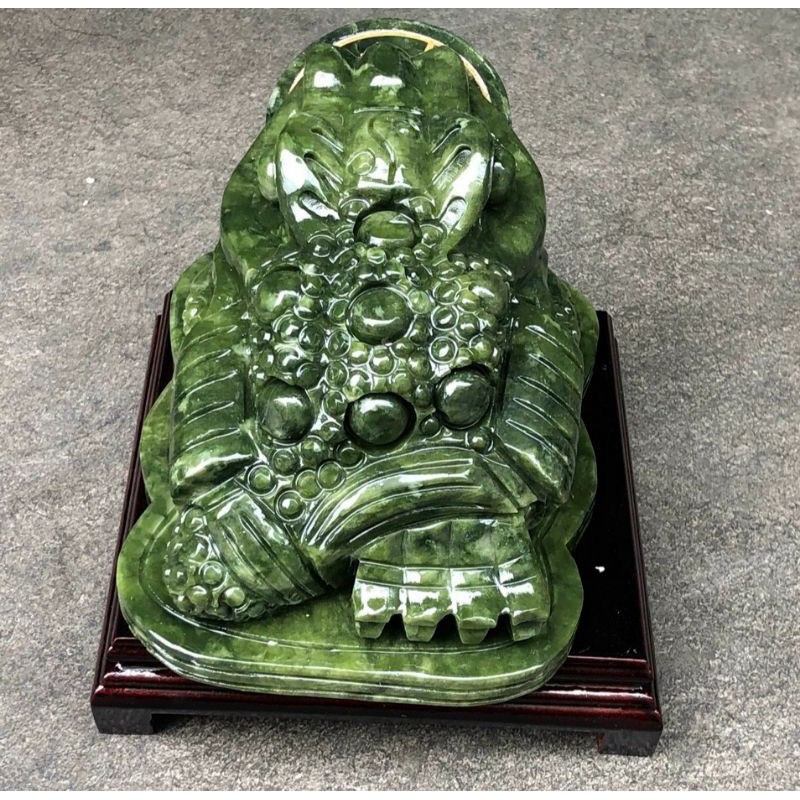 Thiềm Thừ Phong thủy Đá Ngọc Hoàng Long và  Đá Xanh Ngọc nguyên khối Dài 20cm