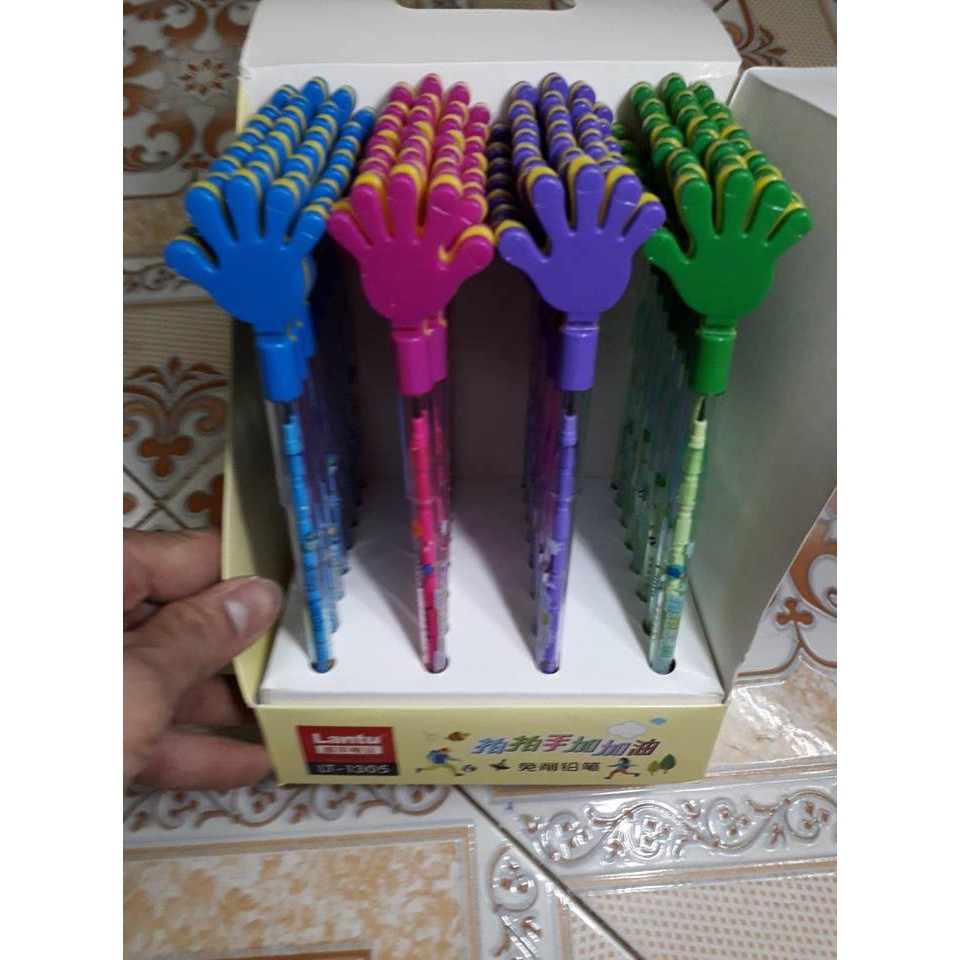 BÚT CHÌ ĐỐT BÀN TAY ĐÁNG YÊU