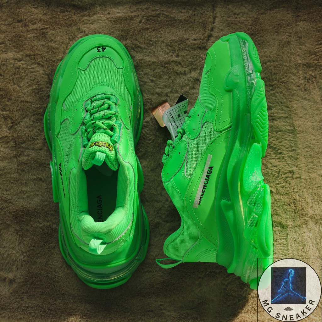 GIẦY SNEAKER Nam Nữ balen TRIPLE S ĐẾ KHÍ mầu xanh lá (sâu Khoai)