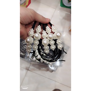 Bòm tóc đính hạt siêu xinh