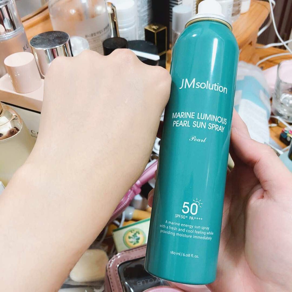 Xịt Chống Nắng Nâng Tone Da JM Solution Luminous Sun Spray 180ml