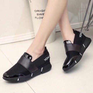 Thể thao vạch trắng 220k sale 160k