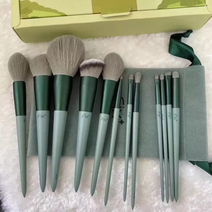 Bộ Cọ Trang Điểm Fix 13 Cây Mềm Mại