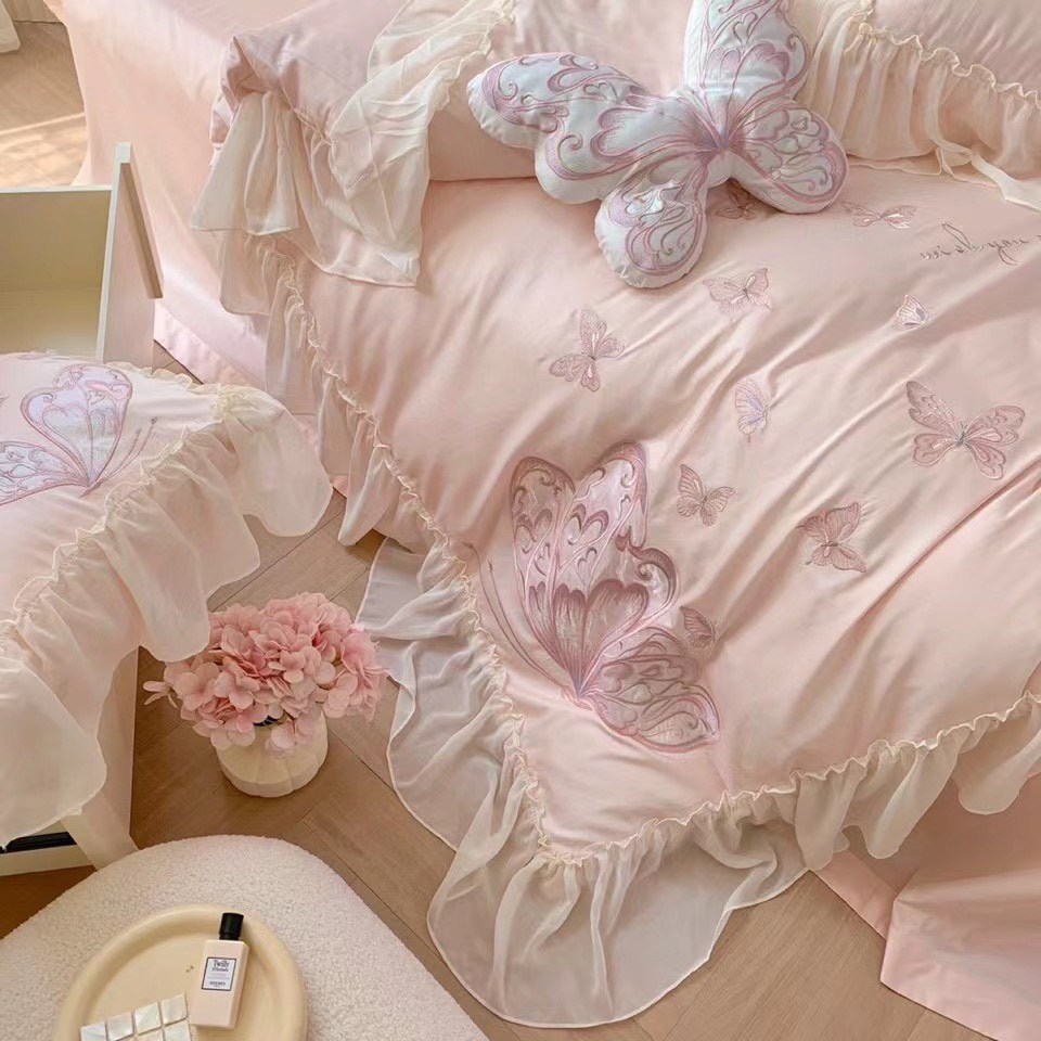 Bộ 4 Món Chăn Ga Gối Lụa 100s Butterfly Họa Tiết Thêu Nhập Khẩu Cao Cấp - Meo Meo Bedding - Cotton Sóng