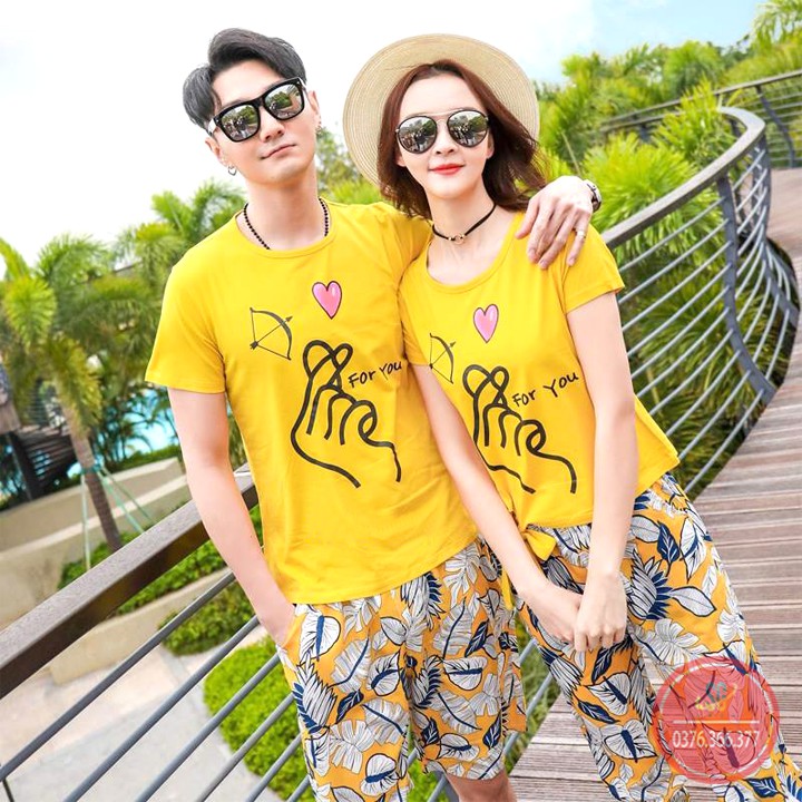 Áo gia đình bắn tim Đồng phục gia đình 3/4/5 người giá rẻ Thun cotton 4 chiều Màu vàng GD296VD