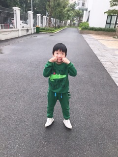 Bộ Nỉ Next Cá Sấu