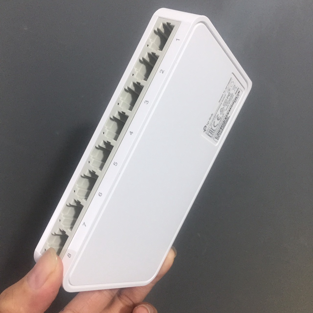 Thiết bị chia cổng mạng LÂN tp-link TL-SF1005D (5 cổng) và TL-SF1008D (8 cổng)