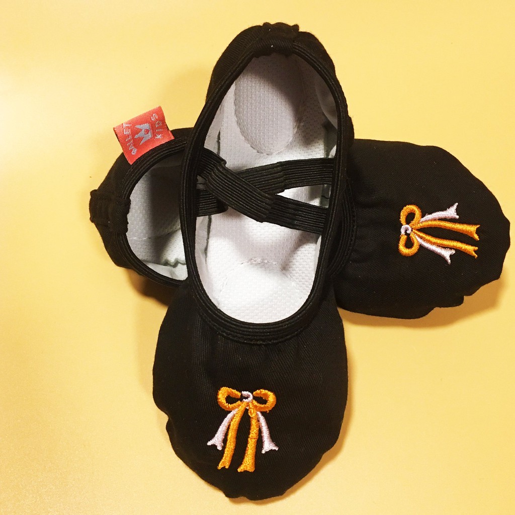 Giày múa Ballet trẻ em | giày múa Ballet màu đen thêu nơ GL06