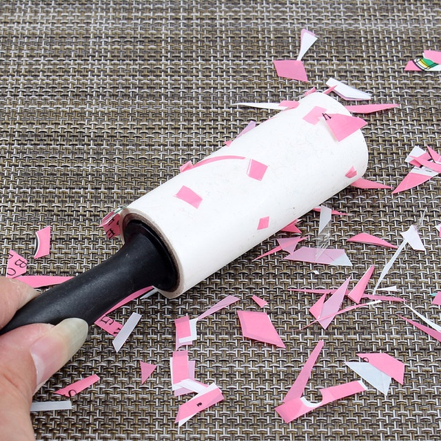 Dụng cụ loại bỏ lông thú cưng trên quần áo màu sắc ngẫu nhiên