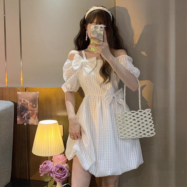 Đầm Tay Phồng Cổ Vuông Thắt Nơ Ngọt Ngào Hàng Mới Dành Cho Nữ