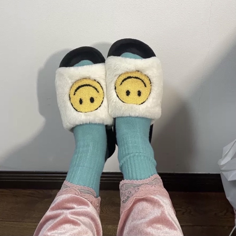/SẴN/ Dép bông đi trong nhà hình mặt cười cute 😜/ảnh thật 2pic cuối/